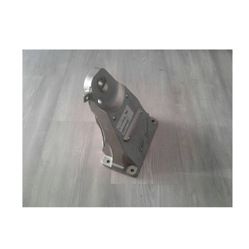e60 motor taşıyıcı kulak m54 benzi̇nli̇ 22116766858