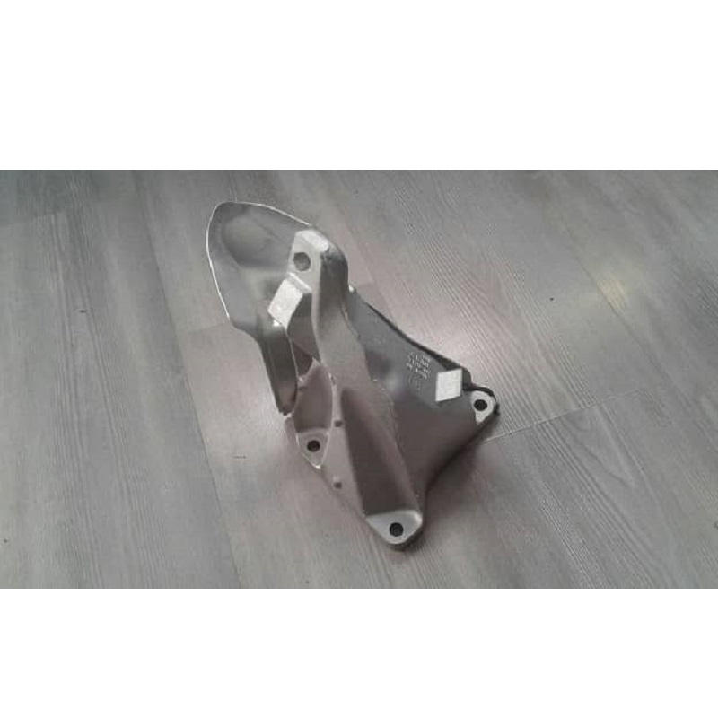 motor kulak sağ e87 e90 e92 e93 x1 22116760308